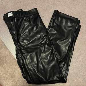 Abercrombie Curve Love 90’s Straight Ultra High Rise Leather Pants